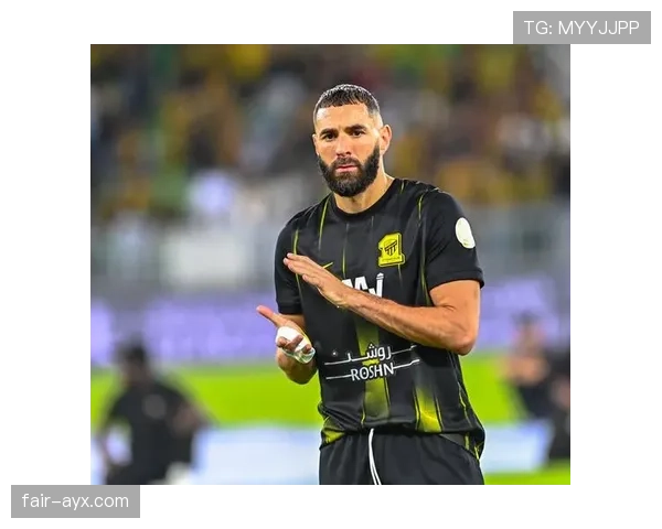 本泽马闪耀沙特联赛：开启职业生涯崭新征程