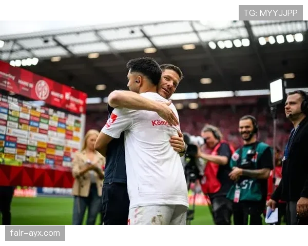 阿米里闪耀德甲赛场,关键进球助球队逆转取胜 阿米里闪耀德甲赛场,关键进球助球队逆转取胜