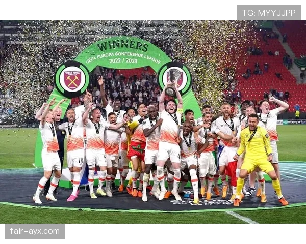 西汉姆联全力冲刺欧战资格，竞争白热化彰显球队雄心