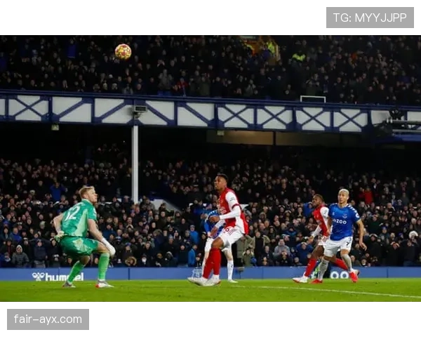 休斯：英超复赛后状态火热，球队强势回暖重返争冠行列