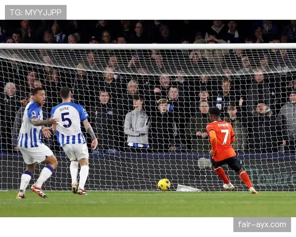 卢顿迎战切尔西,英超焦点对决引爆球迷期待