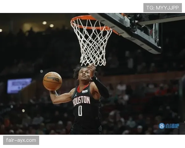 比上季更专注单打，杰伦格林对位后卫效率提升